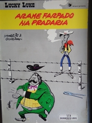 Imagem de  Arame farpado na pradaria